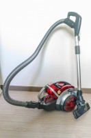 [가전] 이제 청소도 편하게! 자동으로 따라오는 LG 로보싸이킹!